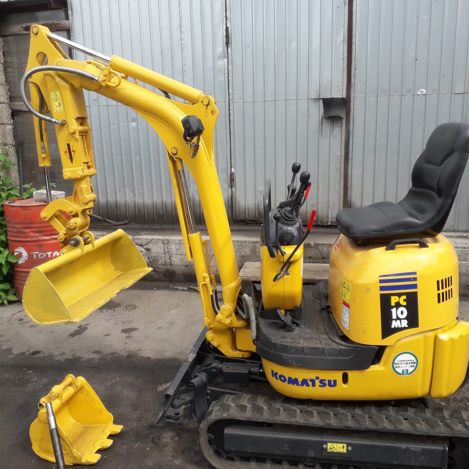 Мини экскаватор KOMATSU